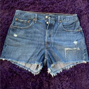 Levi’s 501 short size 32
